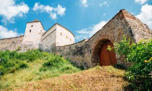 Paste 2023 la Rasnov. Cat ar putea costa cazarea