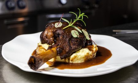 5 PREPARATE de sărbătoare – Ce bunătăți să gătești de Paște pentru familie și prieteni